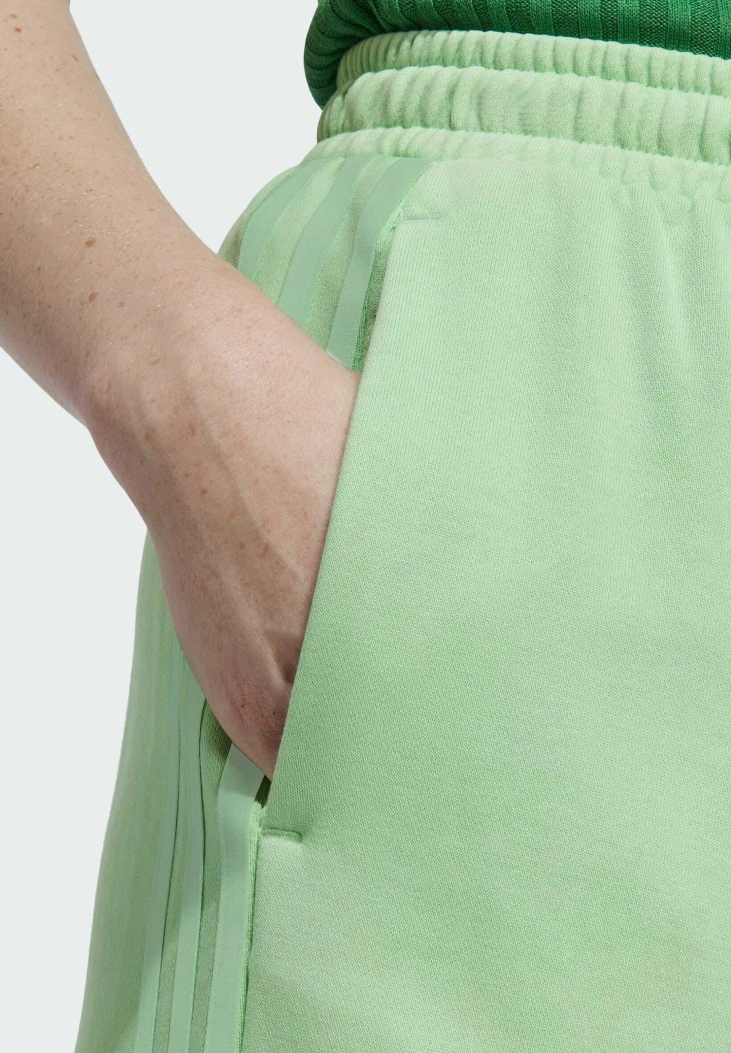 Adidas Originals Jogger- Tracksuit Bottoms - Glory Mint 5 Adidas Originals Jogger- Tracksuit Bottoms - Glory Mint - Image 3