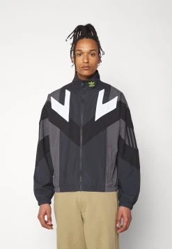 Adidas Originals Windbreaker - Carbon/Grey -Adidas Shop 0bbf8d25fd06422194cd8bbe9acfb0d1