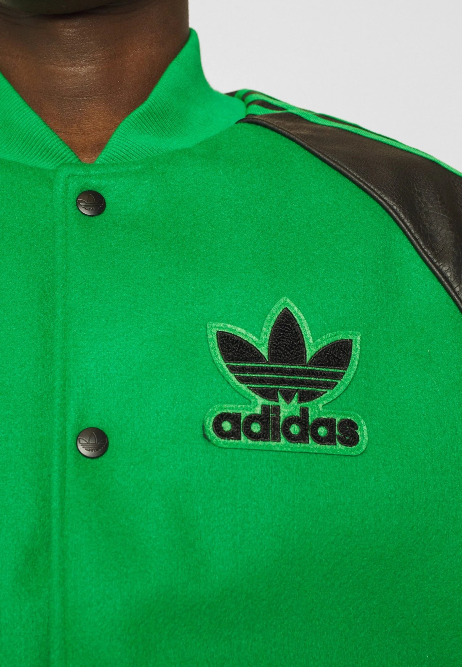 Adidas Originals Varsity - Bomber Jacket - Green/Black 10 Adidas Originals Varsity - Bomber Jacket - Green/Black - Image 8