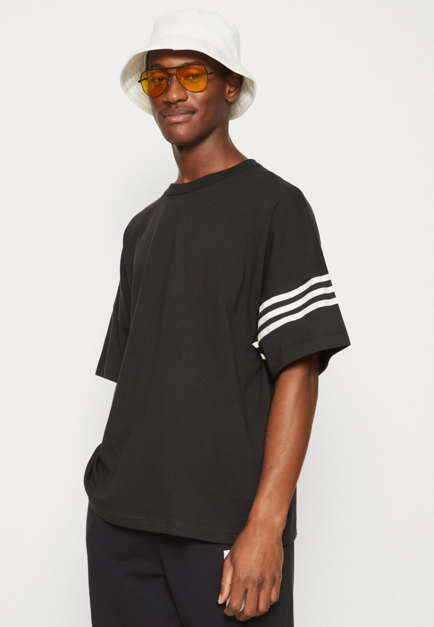 Adidas Originals New Tee - Print T-Shirt - Black 6 Adidas Originals New Tee - Print T-Shirt - Black - Image 4