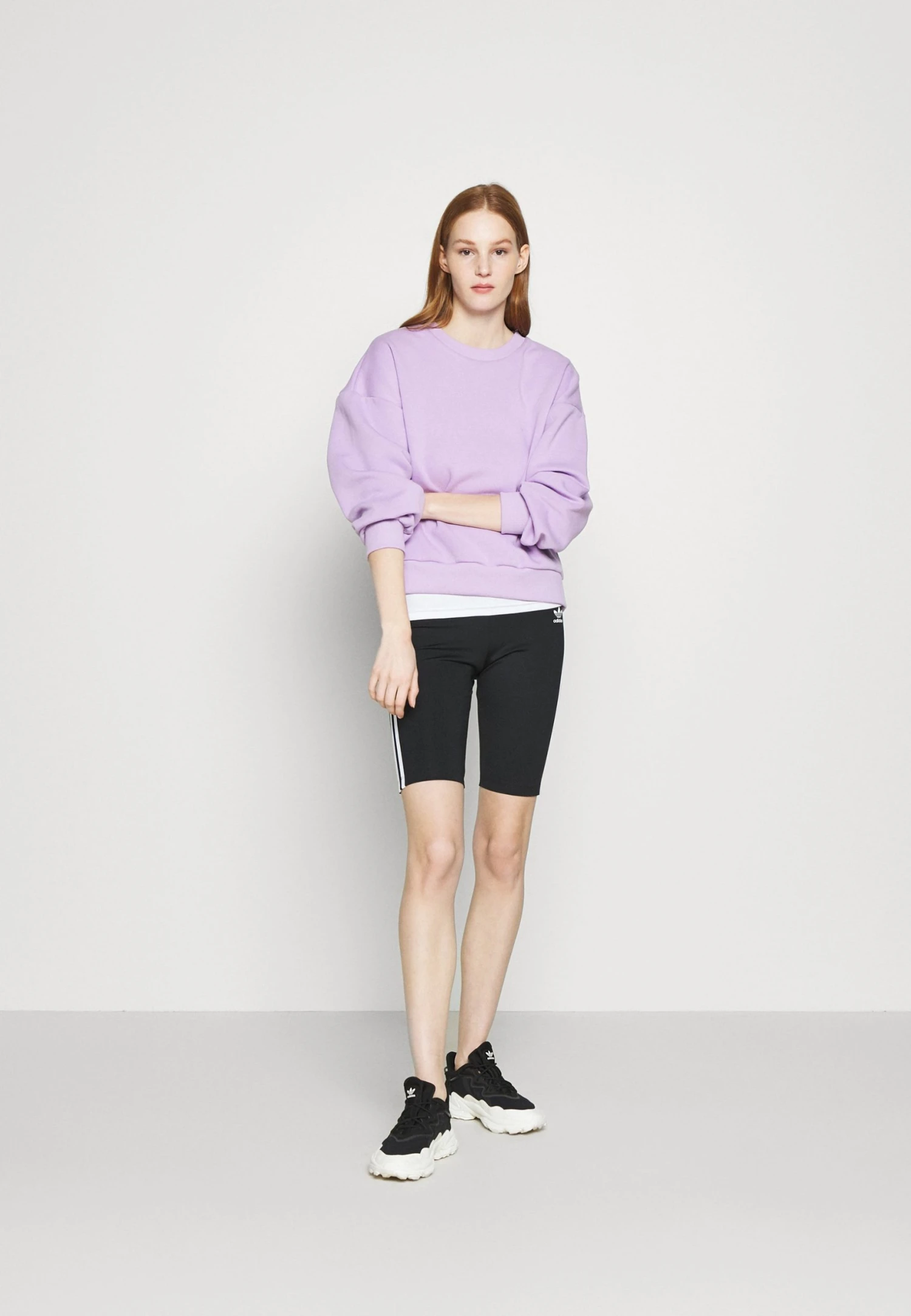 Adidas Originals Shorts - Black 4 Adidas Originals Shorts - Black - Image 2