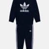 Adidas Originals Crew Unisex Set - Tracksuit - Night Indigo -Adidas Shop 20c601dfc21042b89ac8716d47022ec0
