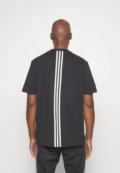 Adidas Originals Hack Tee - Print T-Shirt - Black -Adidas Shop 22732e6e0faa4f14a5dda5ccb1827d9b