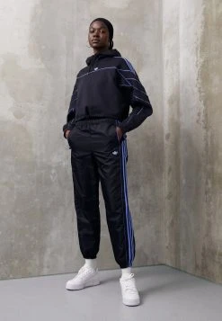 Adidas Originals Pant - Tracksuit Bottoms - Black 13 Adidas Originals Pant - Tracksuit Bottoms - Black -Adidas Shop 22957e37000f4a69b7896bf66c5b6f92