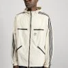 Adidas Originals Classics - Windbreaker - Beige 2 Adidas Originals Classics - Windbreaker - Beige -Adidas Shop 25a3b3c0c29a4a0eafa11bd328d96d0e