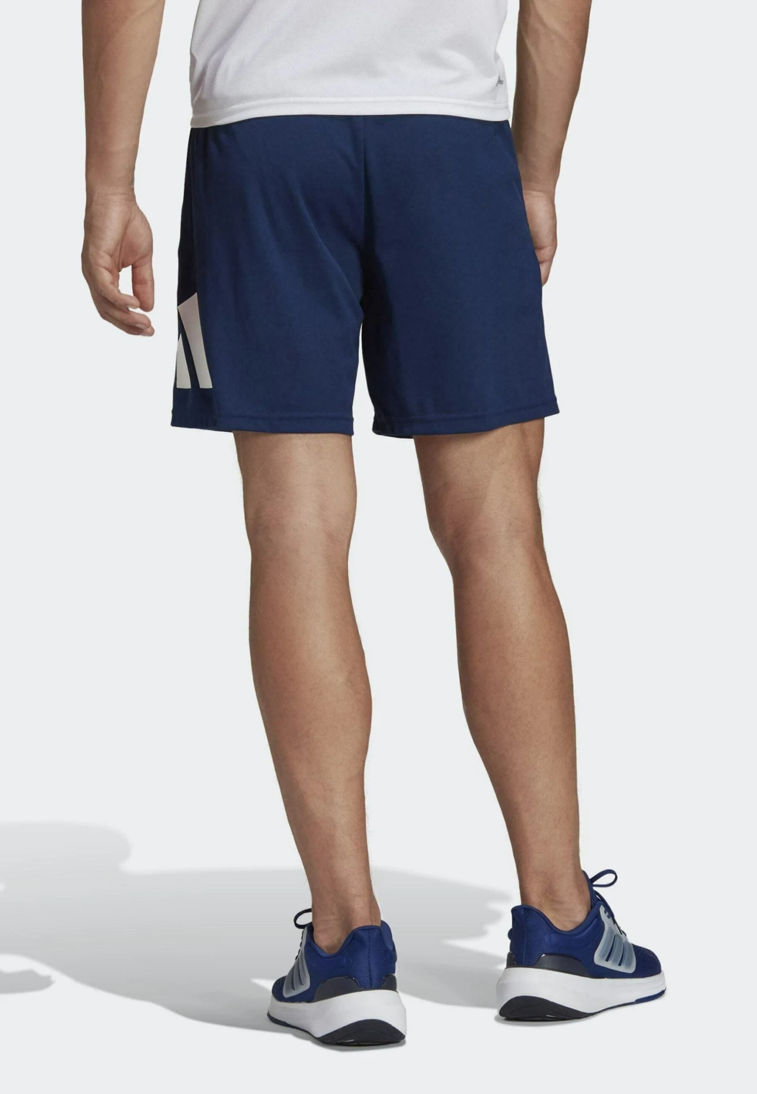 ADIDAS PERFORMANCE Tr Es Logo Sho - Sports Shorts - Dark BlueWhite 4 ADIDAS PERFORMANCE Tr Es Logo Sho - Sports Shorts - Dark BlueWhite - Image 2
