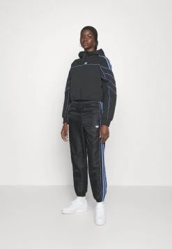 Adidas Originals Pant - Tracksuit Bottoms - Black 11 Adidas Originals Pant - Tracksuit Bottoms - Black -Adidas Shop 2e84999b2a7c4cfbbb7466eeea540845