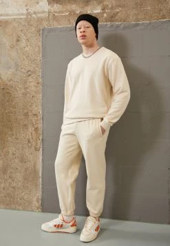 Adidas Originals Ess Pants - Tracksuit Bottoms - White -Adidas Shop 2ee22f8099874aceb06f5c57153a97e8