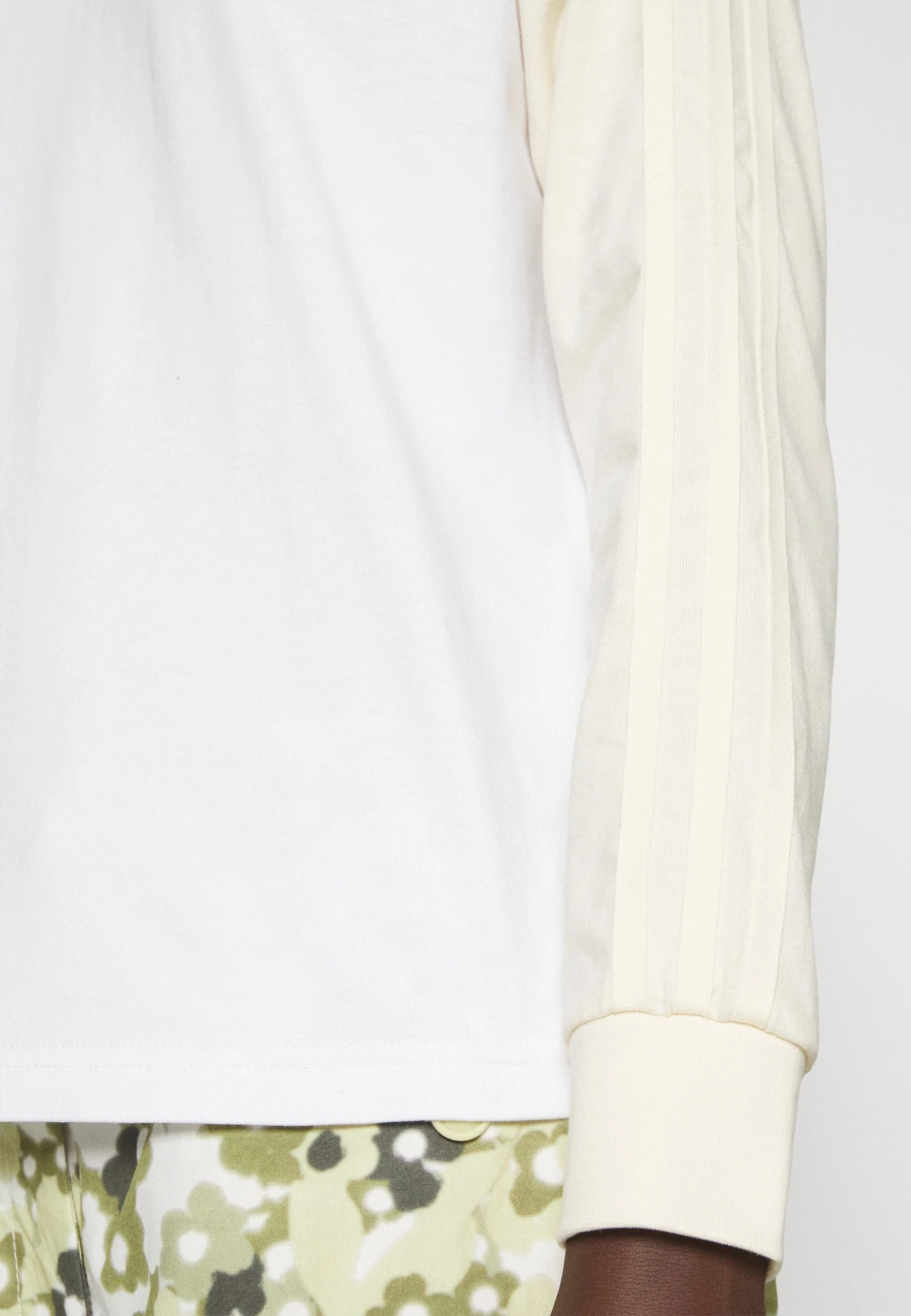 Adidas Originals Long Sleeve - Long Sleeved Top - White 12 Adidas Originals Long Sleeve - Long Sleeved Top - White - Image 10