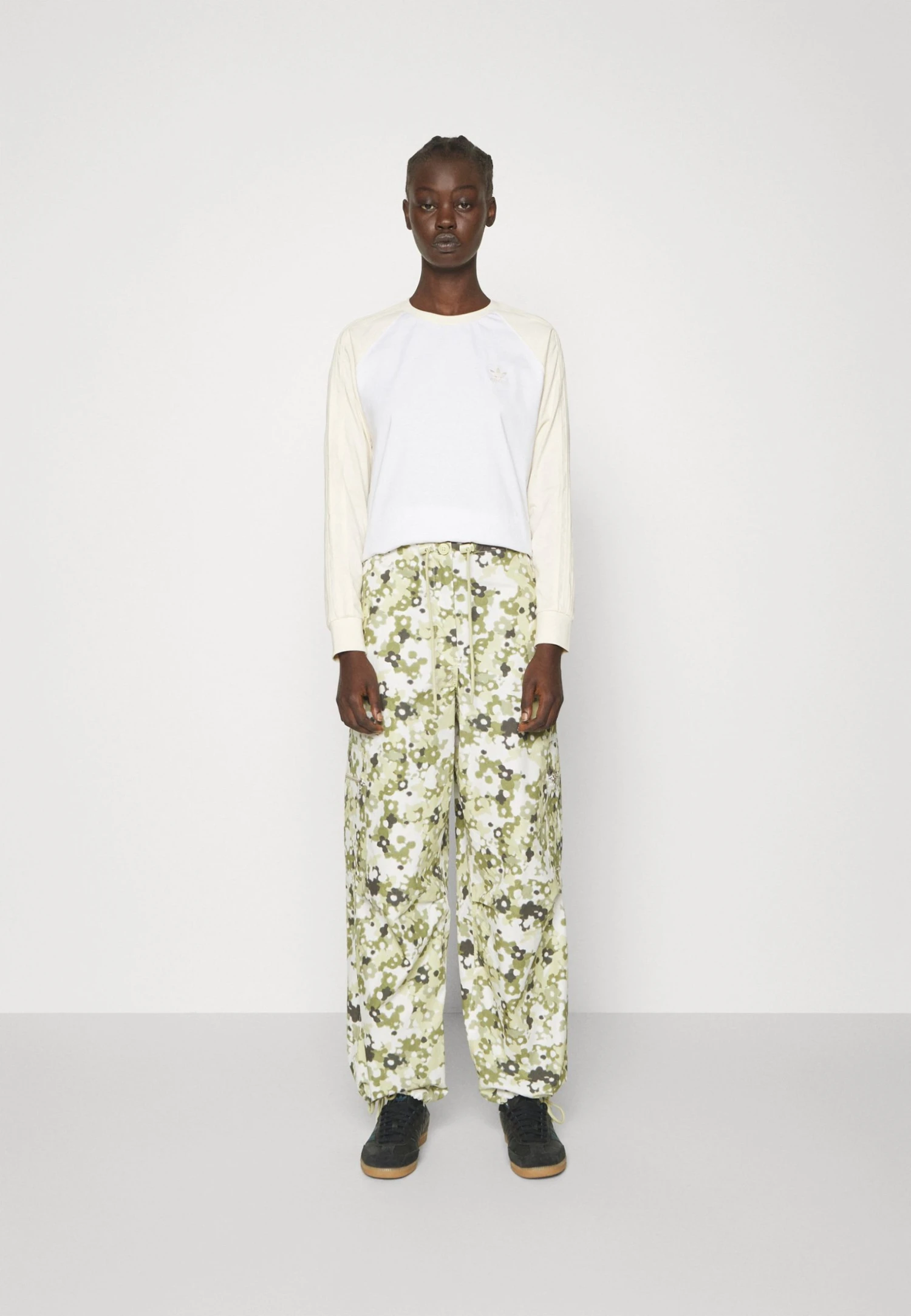 Adidas Originals Long Sleeve - Long Sleeved Top - White 7 Adidas Originals Long Sleeve - Long Sleeved Top - White - Image 5