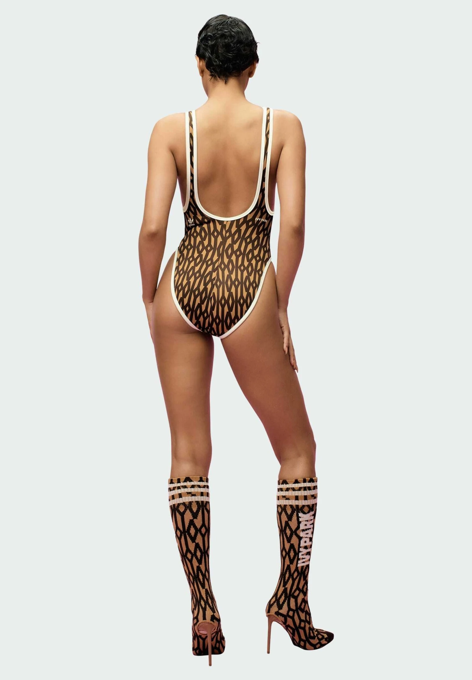 Adidas Originals Reversible Classic With Shrug - Swimsuit - Mesa Dark Brown Shock Pink 5 Adidas Originals Reversible Classic With Shrug - Swimsuit - Mesa Dark Brown Shock Pink - Image 3