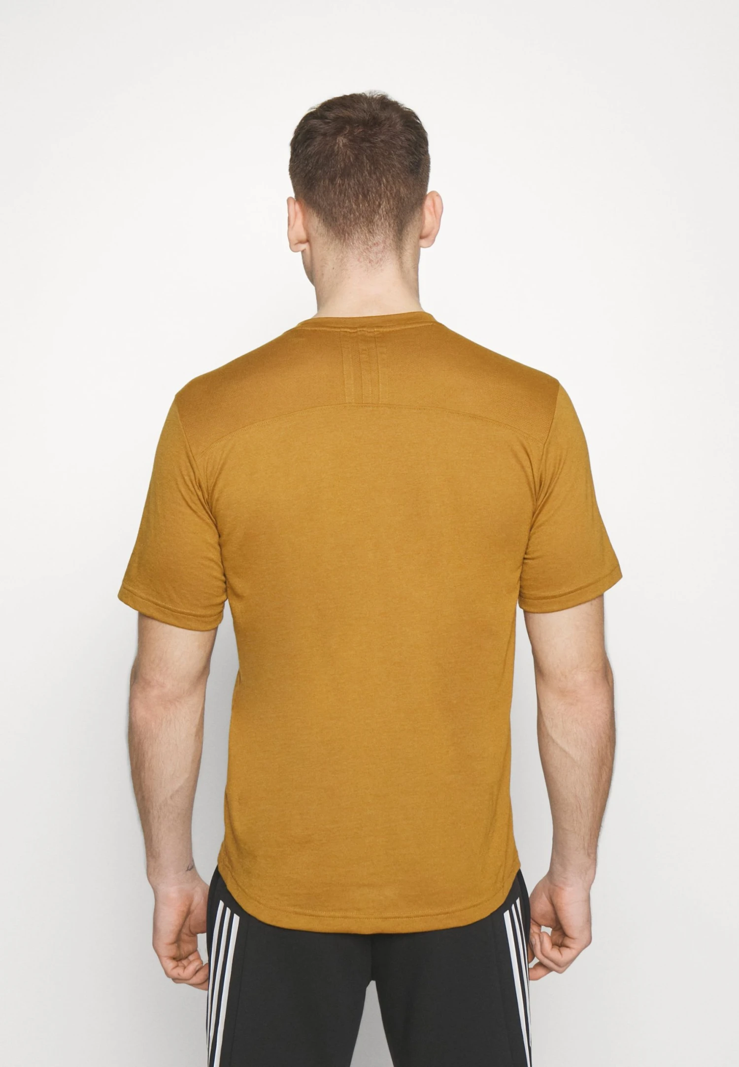 ADIDAS PERFORMANCE Yoga Base Tee - Sports T-Shirt - Bronze Strata/Carbon 5 ADIDAS PERFORMANCE Yoga Base Tee - Sports T-Shirt - Bronze Strata/Carbon - Image 3