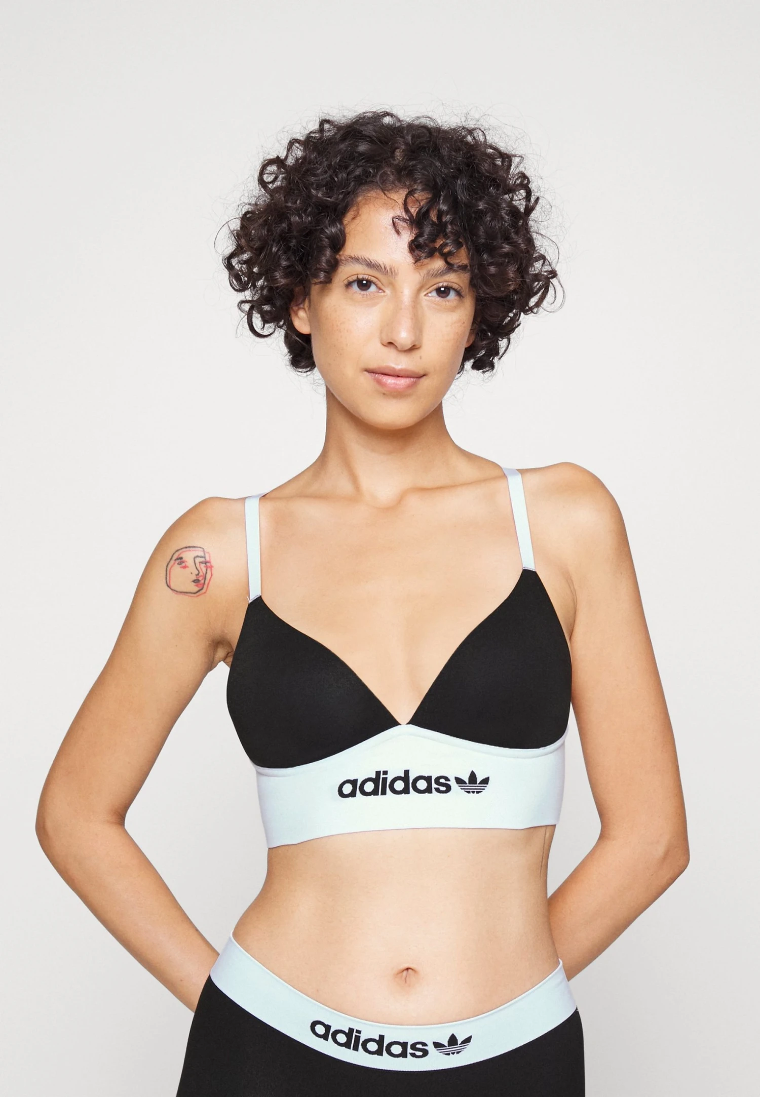 Adidas Originals Triangle Bra - Black 3 Adidas Originals Triangle Bra - Black
