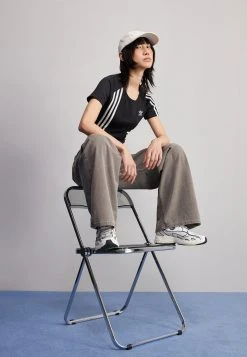 Adidas Originals Tee - Print T-Shirt -Adidas Shop 43278b59e8fd4c51bd1ece83ab5fc4ad