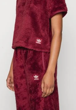 Adidas Originals Essentials Fluffy - Print T-Shirt - Shadow Red -Adidas Shop 434ecf08ab884ba8a76f7071d8329c3f