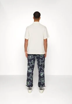 Adidas Originals Cargo Trousers - Multicolor/Black 12 Adidas Originals Cargo Trousers - Multicolor/Black -Adidas Shop 47d0879256fc43db989fcbe25d3d0257