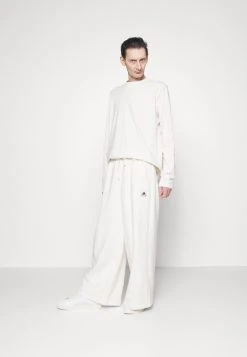 Adidas Sportswear Unisex - Tracksuit Bottoms - Chalk White -Adidas Shop 4c9e5ecd07e541fabc7b669b69482dff