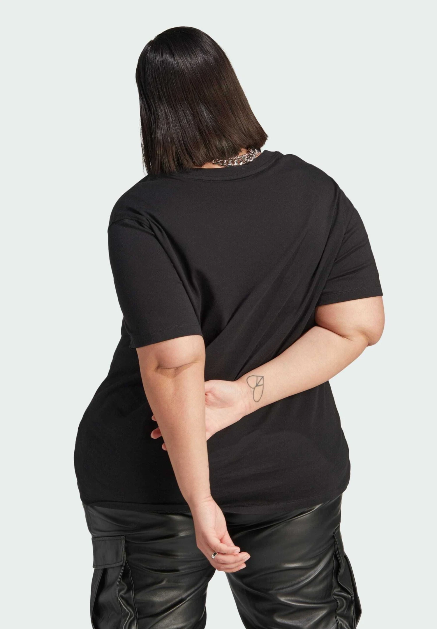 Adidas Originals Trefoil - Print T-Shirt - Black 4 Adidas Originals Trefoil - Print T-Shirt - Black - Image 2