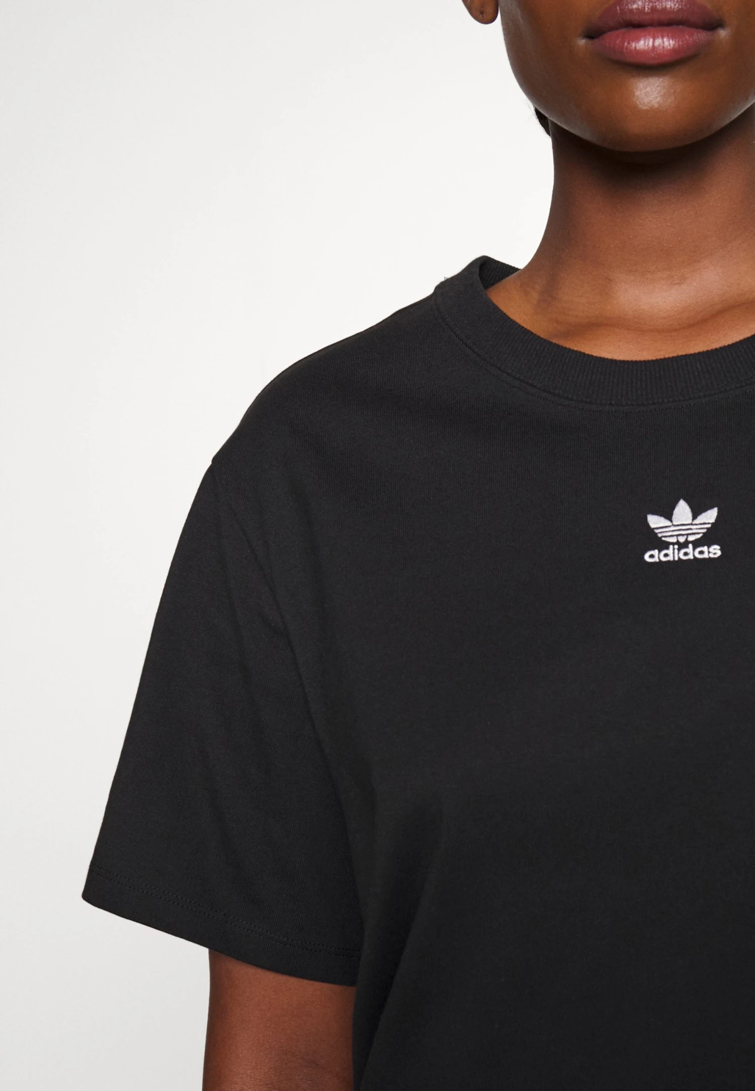 Adidas Originals Regular - Basic T-Shirt 8 Adidas Originals Regular - Basic T-Shirt - Image 6