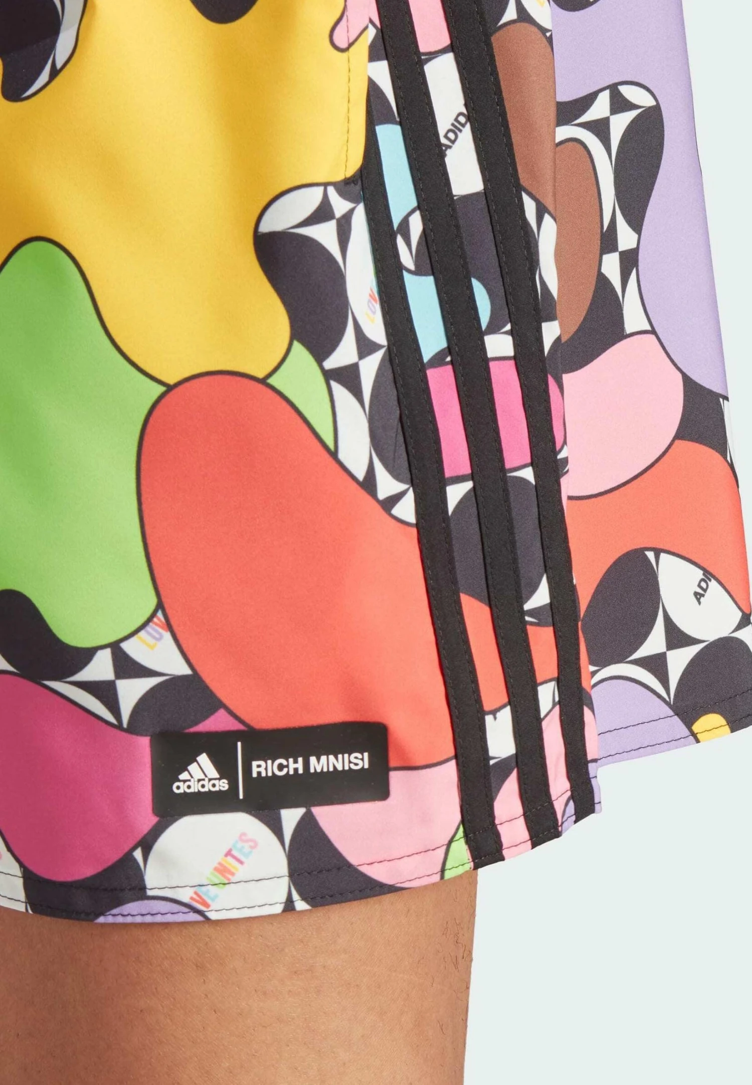 Adidas Sportswear Rich Mnisi Clx Shorts Gender Neutral - Swimming Shorts - Black/Off White 5 Adidas Sportswear Rich Mnisi Clx Shorts Gender Neutral - Swimming Shorts - Black/Off White - Image 3