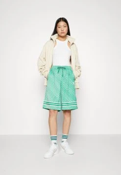 Adidas Originals Adicolor 70S - Shorts - Green 13 Adidas Originals Adicolor 70S - Shorts - Green -Adidas Shop 55c331d83a374a8299a1cbf6815be35f