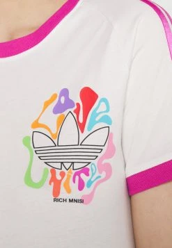 Adidas Originals Pride 3S Tee - Print T-Shirt - Off White 19 Adidas Originals Pride 3S Tee - Print T-Shirt - Off White -Adidas Shop 5af291be3c2b43ec9cdcd3ab36e4414e