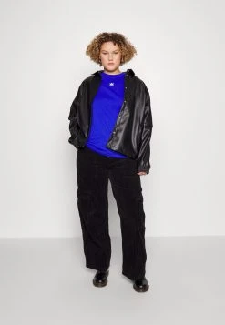 Adidas Originals Regular - Basic T-Shirt -Adidas Shop 5dc440cb4b0142e7bdc9e70a3c9fa33d