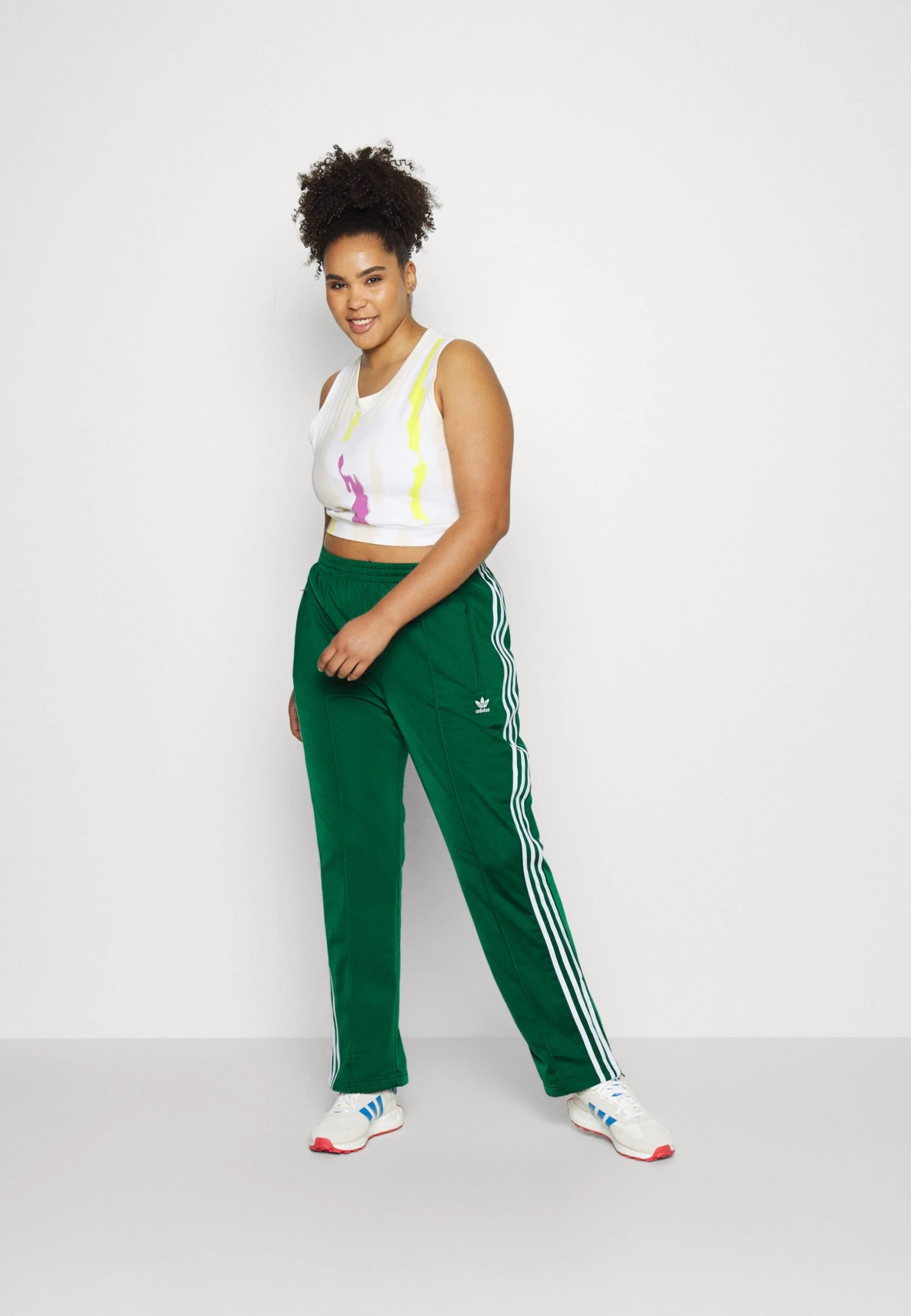 Adidas Originals Firebird - Tracksuit Bottoms - Dark Green 4 Adidas Originals Firebird - Tracksuit Bottoms - Dark Green - Image 2