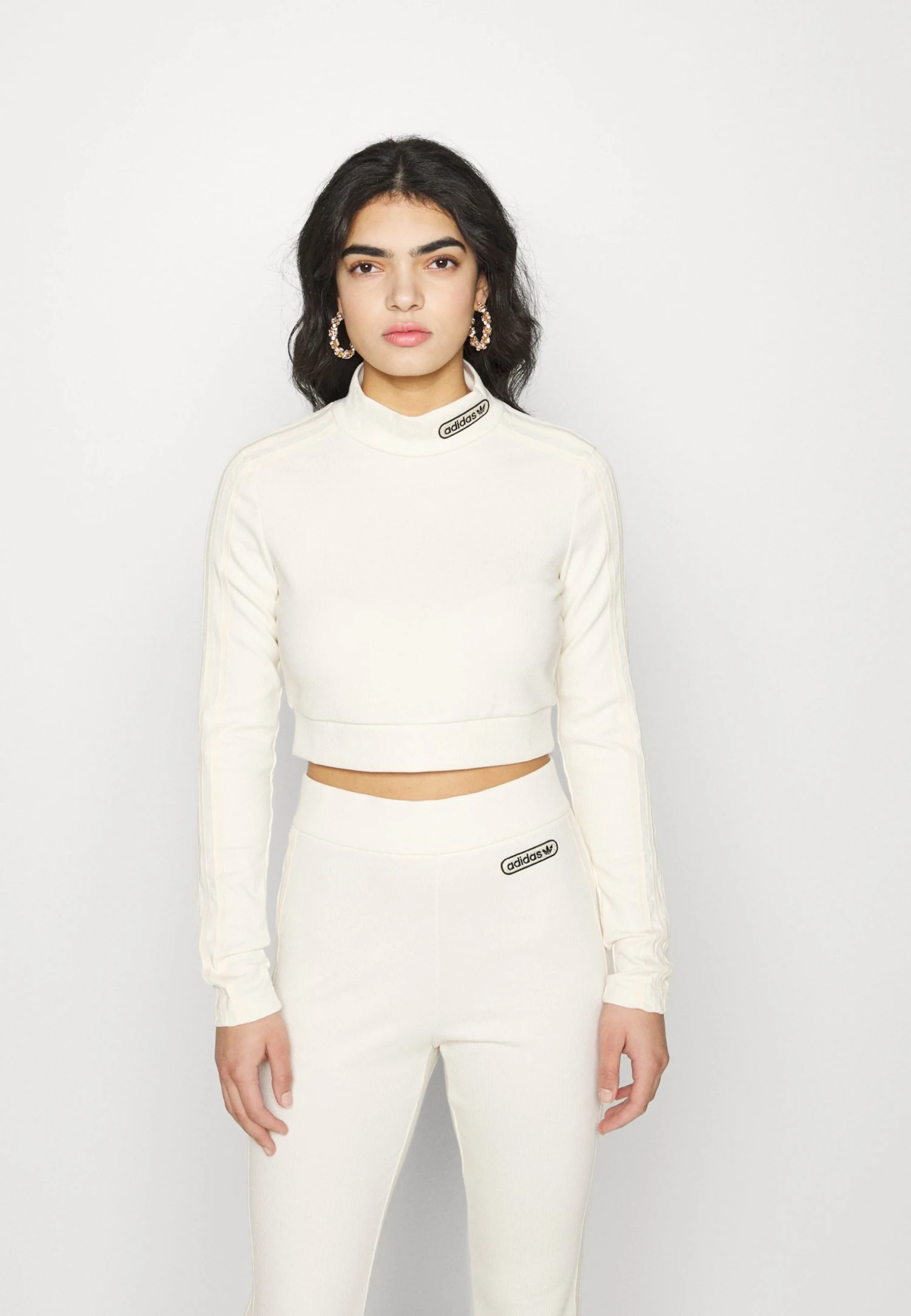 Adidas Originals Cropped - Long Sleeved Top - White 3 Adidas Originals Cropped - Long Sleeved Top - White
