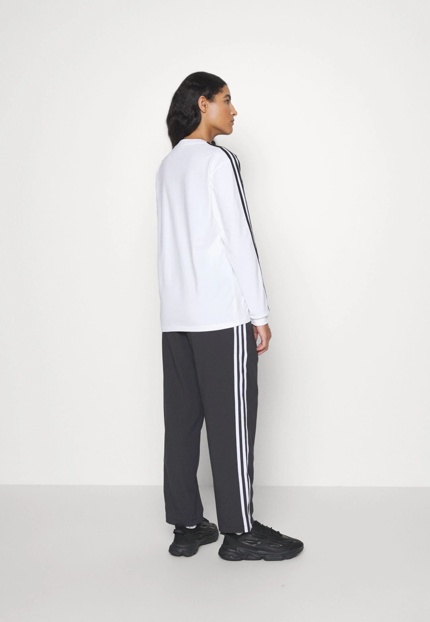 Adidas Originals Pant - Tracksuit Bottoms 6 Adidas Originals Pant - Tracksuit Bottoms - Image 4