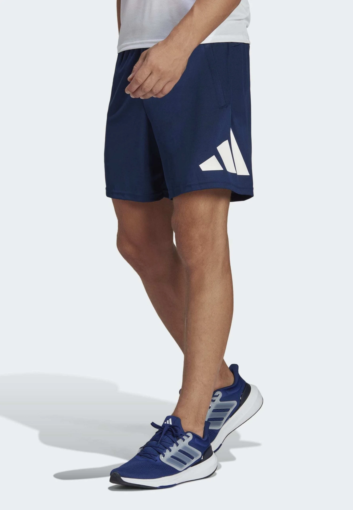 ADIDAS PERFORMANCE Tr Es Logo Sho - Sports Shorts - Dark BlueWhite 3 ADIDAS PERFORMANCE Tr Es Logo Sho - Sports Shorts - Dark BlueWhite