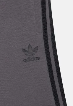 Adidas Originals Shorts - Grey Five -Adidas Shop 6d0c3050942148f28bbcaab54fcbb18a