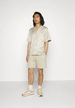 Adidas Originals Mono - Shorts -Beige -Adidas Shop 6e4f9a97aa8a4bc9b8931ed74cd70420