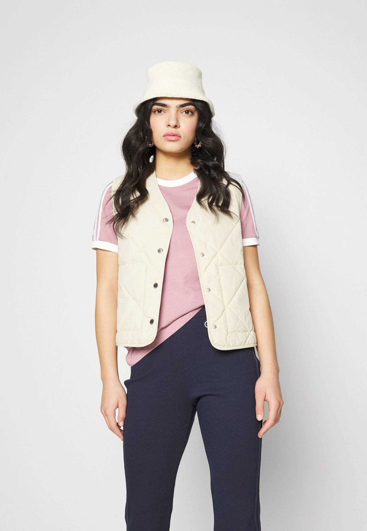 Adidas Originals 3 Stripes - Print T-Shirt 6 Adidas Originals 3 Stripes - Print T-Shirt - Image 4