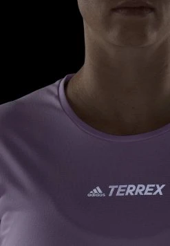 ADIDAS PERFORMANCE Sports T-Shirt - Sports T-Shirt -Adidas Shop 72eff5b1817f4224b7e02e51e7ee65d2