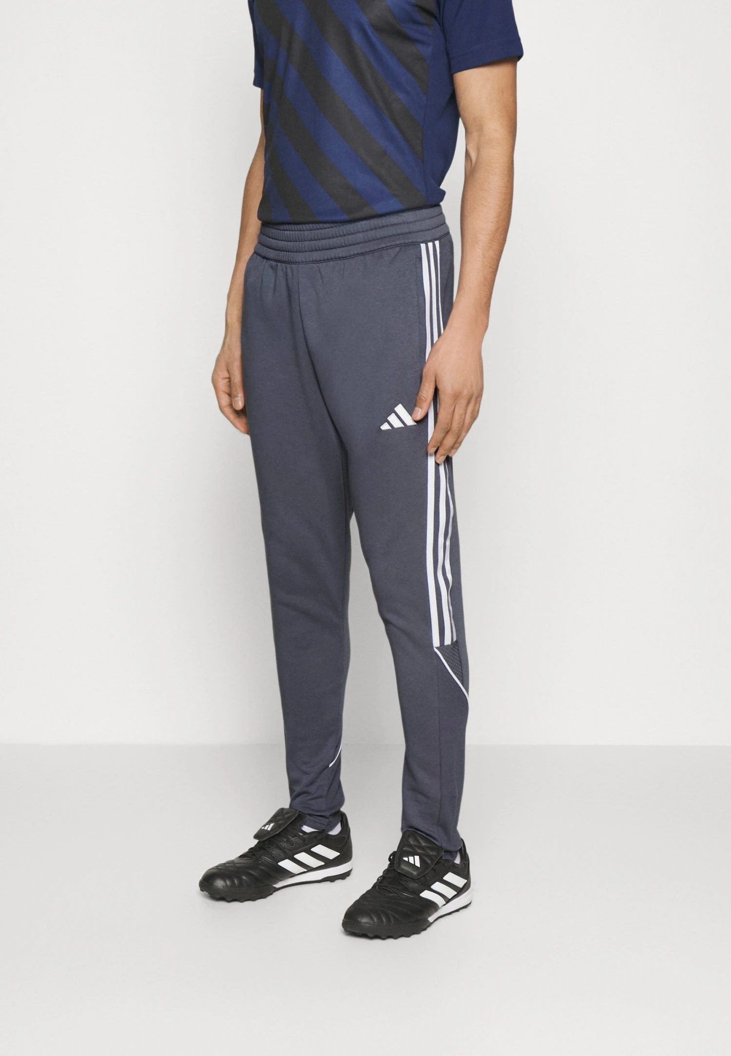 ADIDAS PERFORMANCE Tiro23 League Sweat Pant - Tracksuit Bottoms - Team Onix 3 ADIDAS PERFORMANCE Tiro23 League Sweat Pant - Tracksuit Bottoms - Team Onix