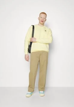 Adidas Originals Essential Crew - Sweatshirt - Almost Yellow 13 Adidas Originals Essential Crew - Sweatshirt - Almost Yellow -Adidas Shop 77e364be954a4252a067f48ca5b343d2