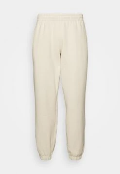 Adidas Originals Ess Pants - Tracksuit Bottoms - White -Adidas Shop 7856f31bce2b45b5ad90b297cde2a297