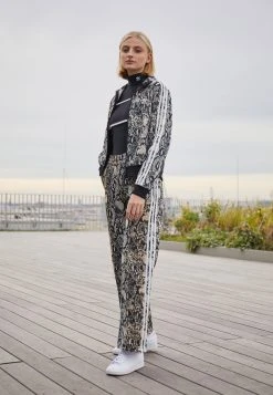 Adidas Originals Python Tracktop - Training Jacket - Black/Multicolor -Adidas Shop 7ffa23db091647e08ef5b8a5371e51bc