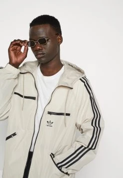 Adidas Originals Classics - Windbreaker - Beige 15 Adidas Originals Classics - Windbreaker - Beige -Adidas Shop 816ea49a98b7468caa35502a4785139b