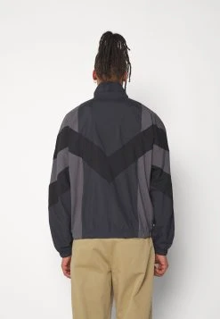 Adidas Originals Windbreaker - Carbon/Grey -Adidas Shop 8f693ce72a9c49169f12467b940980a3