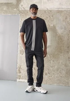 Adidas Originals Hack Tee - Print T-Shirt - Black -Adidas Shop 905355475c8b499780fe5717053de8d2