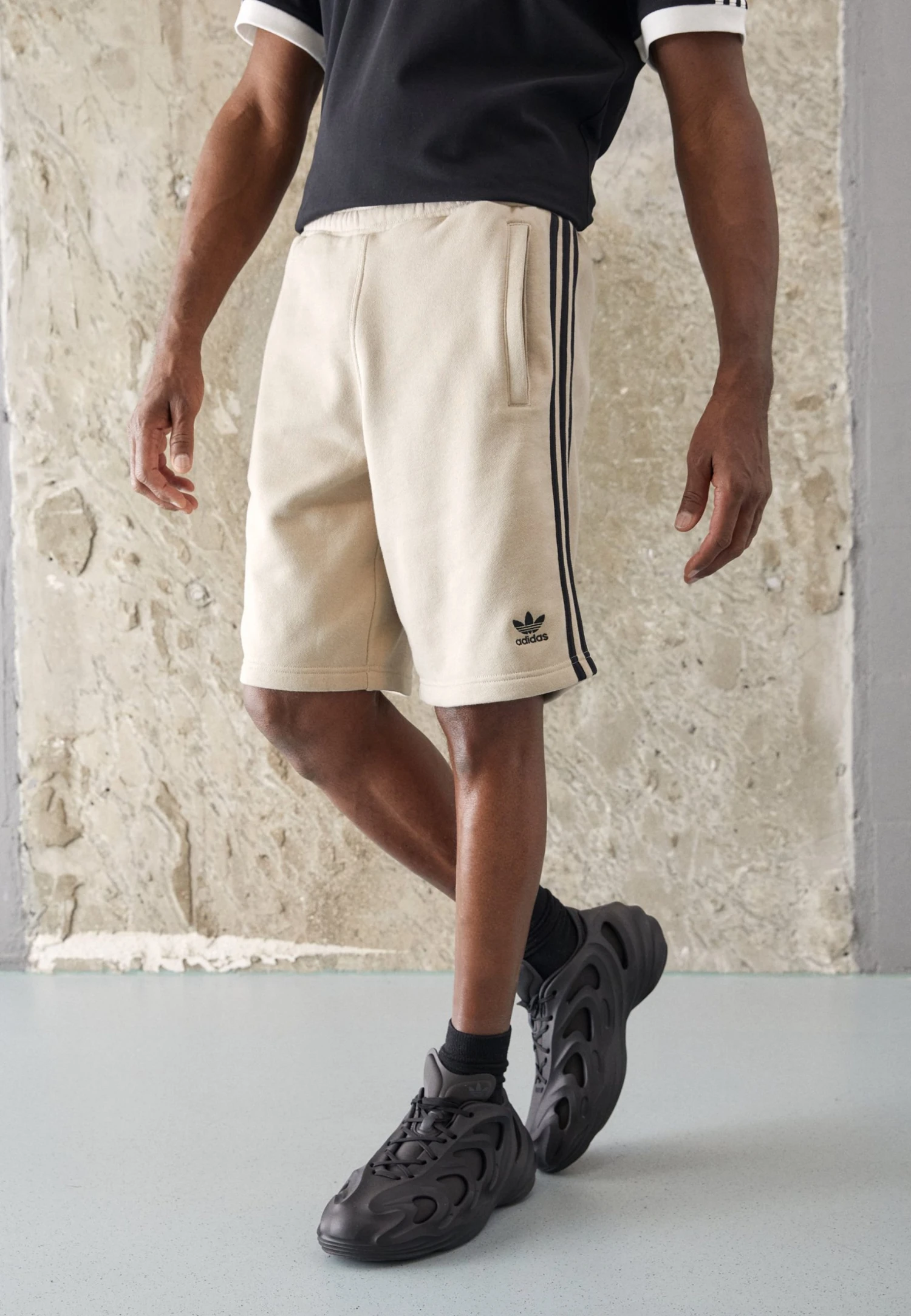 Adidas Originals 3-Stripe - Tracksuit Bottoms - Beige 3 Adidas Originals 3-Stripe - Tracksuit Bottoms - Beige