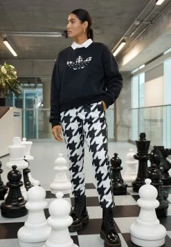 Adidas Originals Houndstooth Trefoil Infill Graphic - Sweatshirt - Black -Adidas Shop 933d14ac78a04634b5007cd6e6160ba2