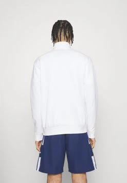 ADIDAS PERFORMANCE Real Madrid Anthem - Club Wear - White 11 ADIDAS PERFORMANCE Real Madrid Anthem - Club Wear - White -Adidas Shop aad5f4b2814c42509a2d8b8212f033cf