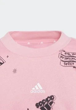 Adidas Sportswear Brand Love Allover Print Crew - Sweatshirt - Bliss Pink/Black -Adidas Shop ab47a57a7d774bdebadc2836afbb5045