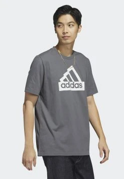 Adidas Sportswear City Escape Graphic Tee - Print T-Shirt - Grey Five -Adidas Shop aca0aff130584d2db7cdbcbe0141a16a