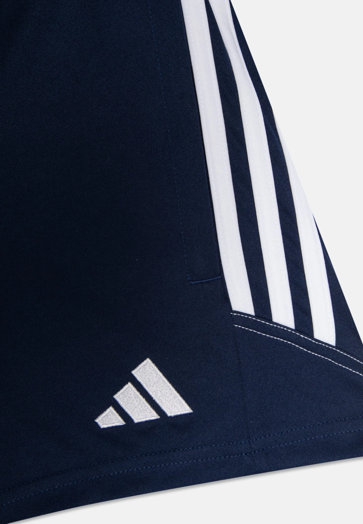 ADIDAS PERFORMANCE Tiro23 Club Unisex - Sports Shorts - Team Navy Blue/White 5 ADIDAS PERFORMANCE Tiro23 Club Unisex - Sports Shorts - Team Navy Blue/White - Image 3