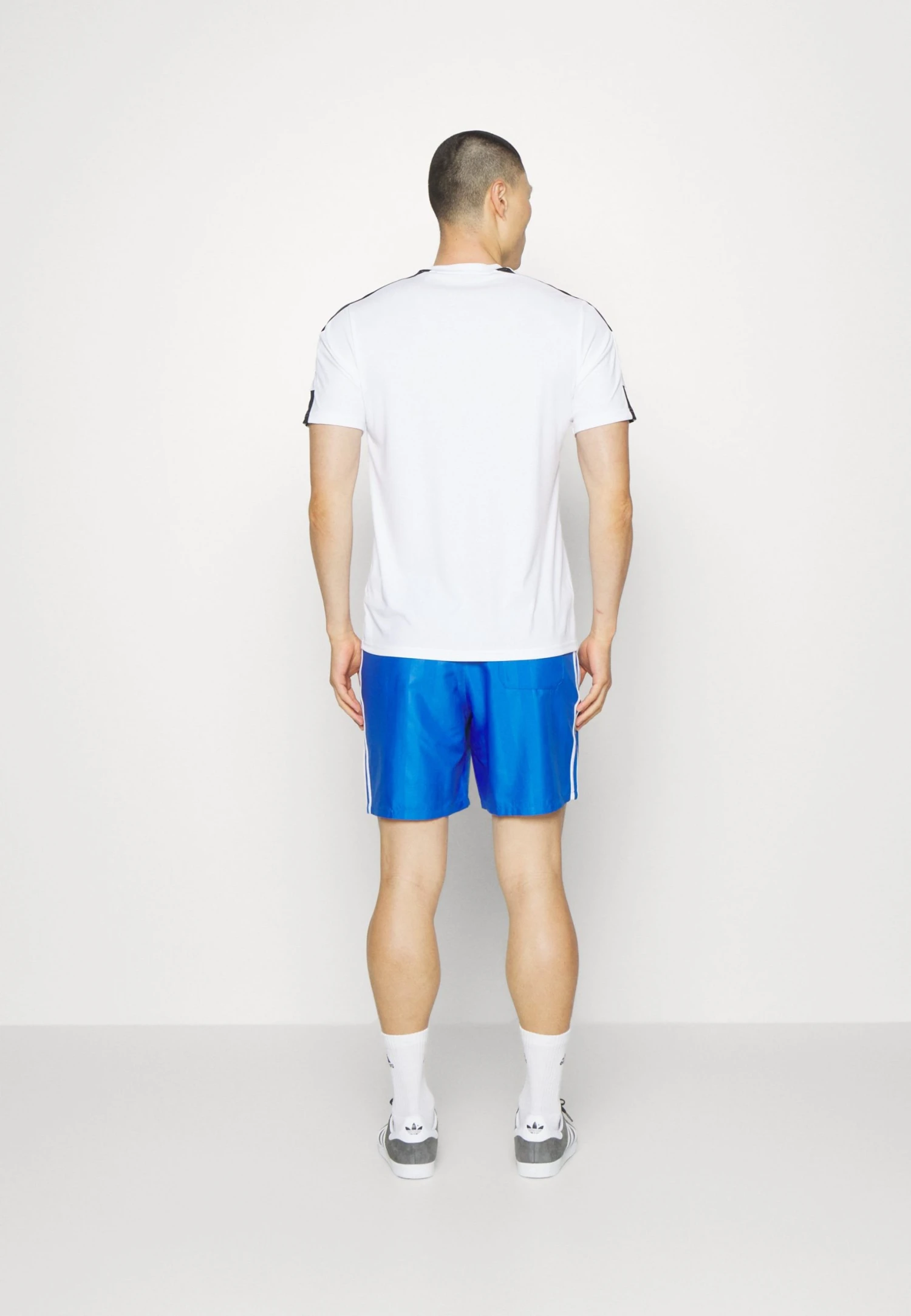 Adidas Originals Manchester United - Club Wear - Blue 5 Adidas Originals Manchester United - Club Wear - Blue - Image 3