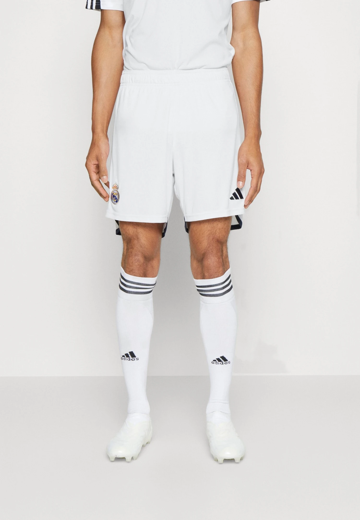ADIDAS PERFORMANCE Real Madrid Home - Club Wear - White 3 ADIDAS PERFORMANCE Real Madrid Home - Club Wear - White